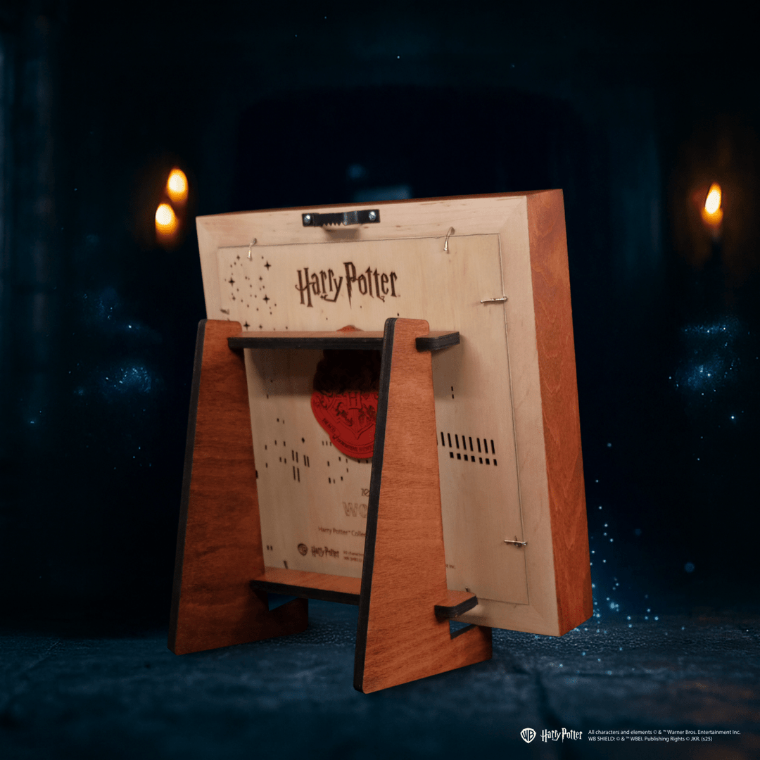 HOGWARTS COLLECTIBLE CARD - ZeWood