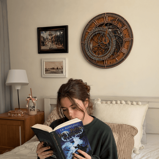 HANDCRAFTED HOGWARTS™ CLOCK TOWER 3D WALL CLOCK - OFFICIALLY LICENSED - HARRY POTTER - ZeWood