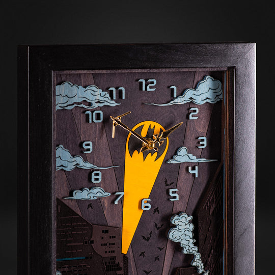 BATMAN NIGHT CLOCK ZeWood Inc.