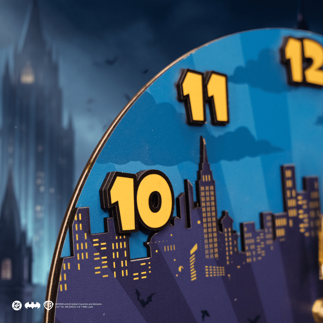 BATMAN™ GOTHAM SKYLINE 3D WALL CLOCK - ZeWood