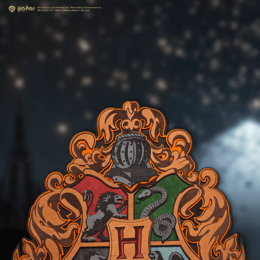 HOGWARTS™ CREST 3D WOOD POSTER - ZeWood