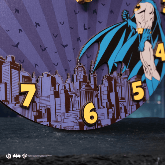 BATMAN™ GOTHAM SKYLINE 3D WALL CLOCK - ZeWood