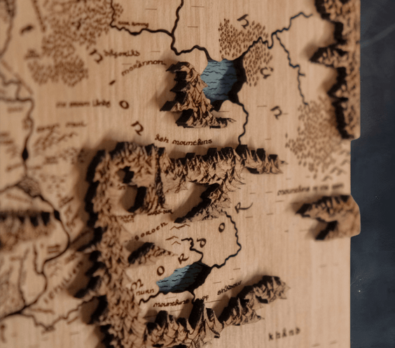 MIDDLE EARTH™ 3D WOOD KEY HOLDER WITH KEYCHAINS - ZeWood
