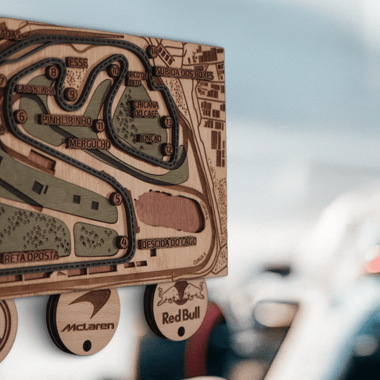 FORMULA 1 BRAZILIAN GRAND PRIX KEY HOLDER - ZeWood