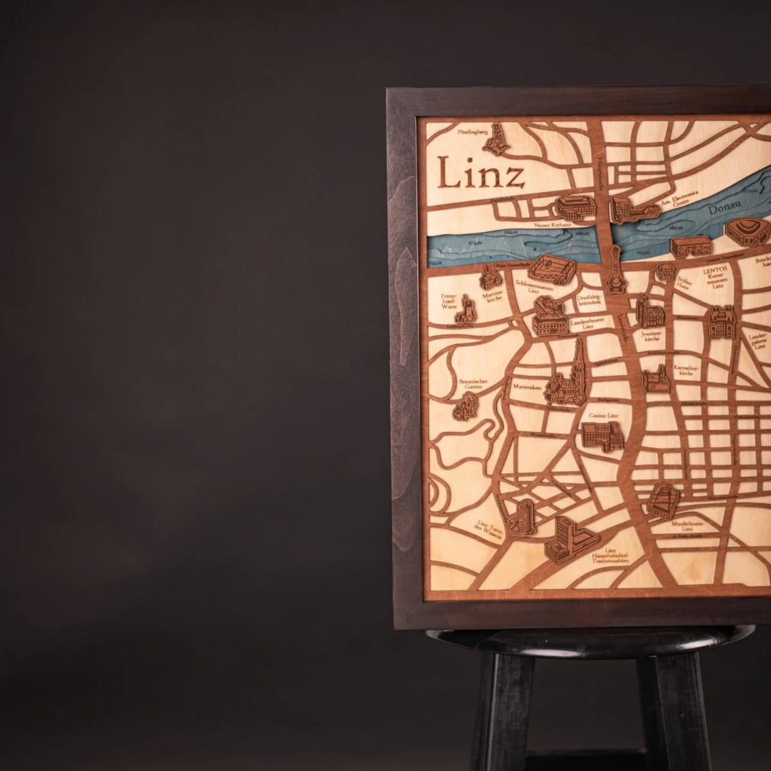 CUSTOM 3D CITY HIGHLIGHTS WOOD MAP ZeWood Inc.