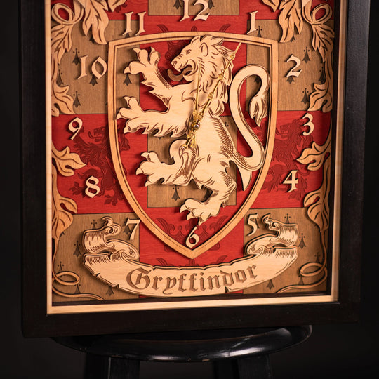 GRYFFINDOR 3D WALL CLOCK ZeWood Inc.