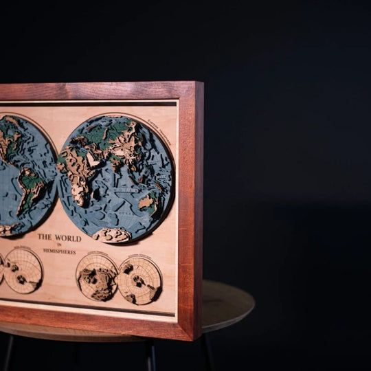 THE WORLD IN HEMISPHERES 3D MAP - ZeWood