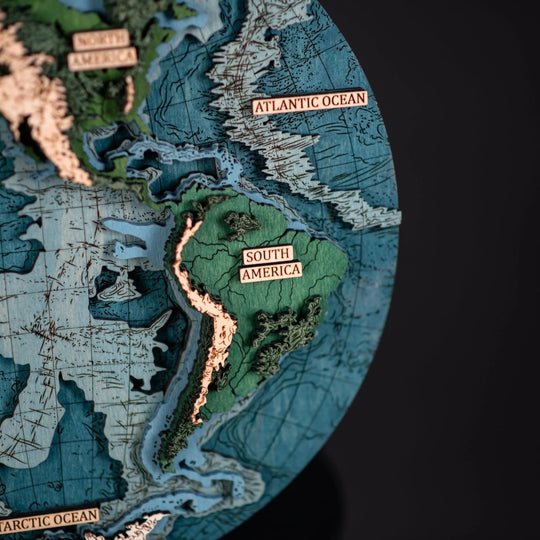 THE WORLD IN HEMISPHERES 3D MAP - ZeWood